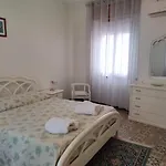 Fabia's House Apartamento *